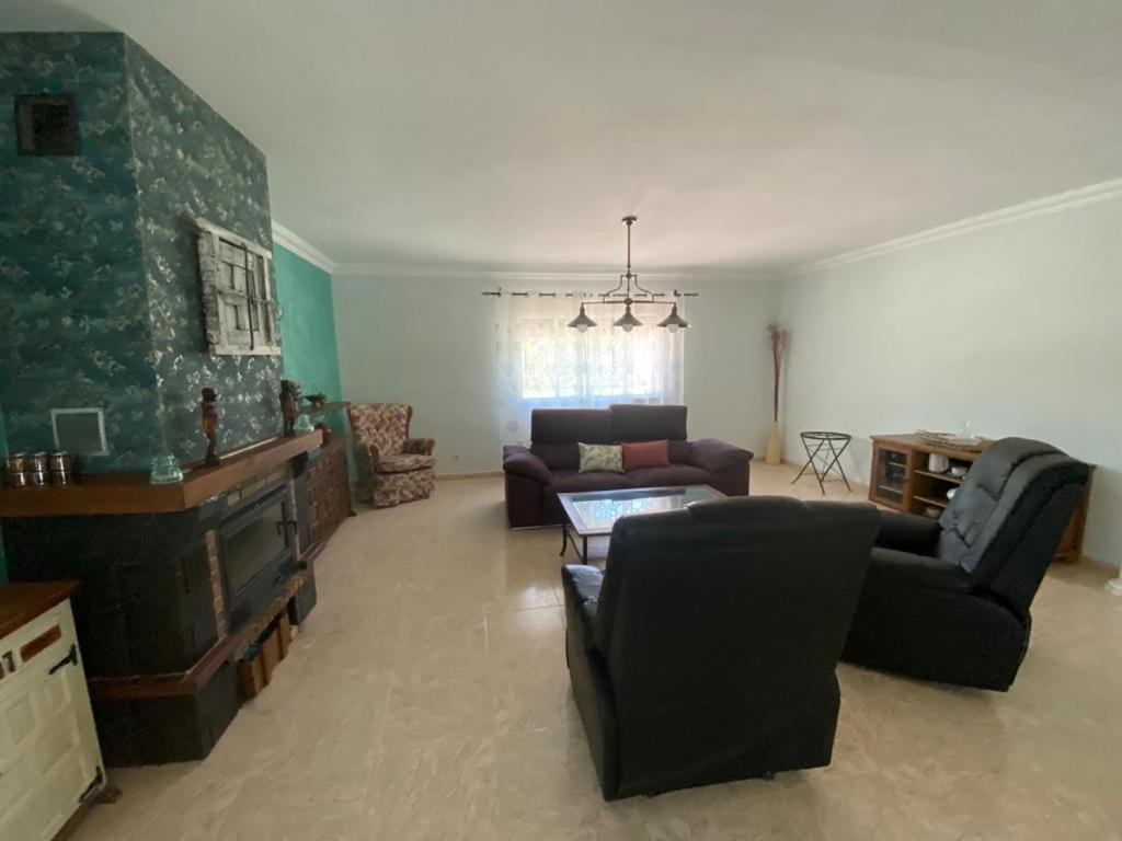 El Puntazo Del Tajo Villa Illana Luaran gambar